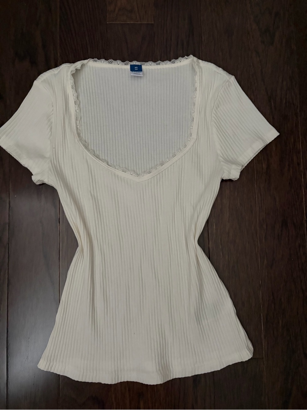 Old Navy Women’s Cream Ribbed Short Sleeve Lace-Trim Top🤍